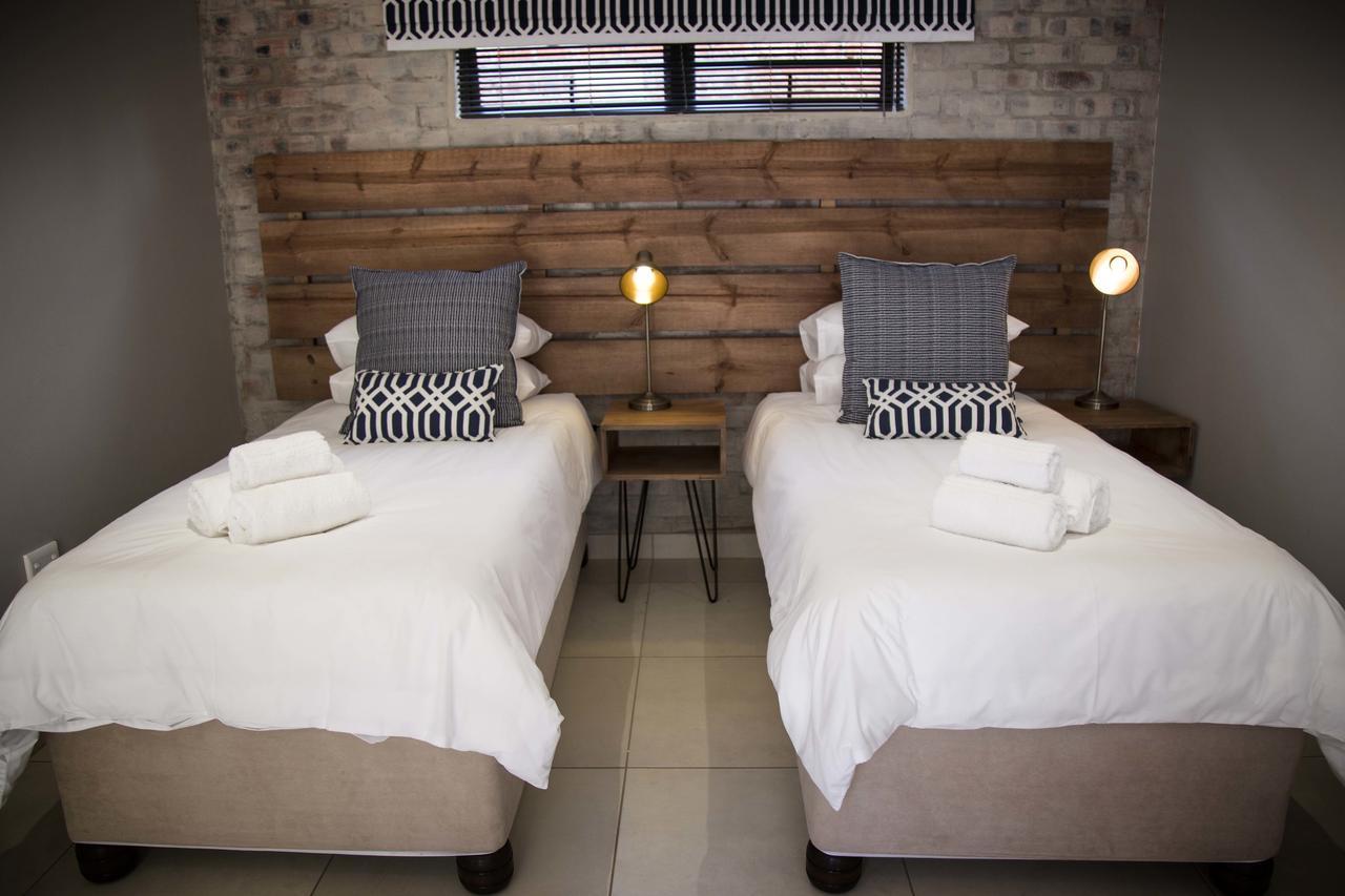 Touching Senses Garden Cottages Блумфонтейн Экстерьер фото